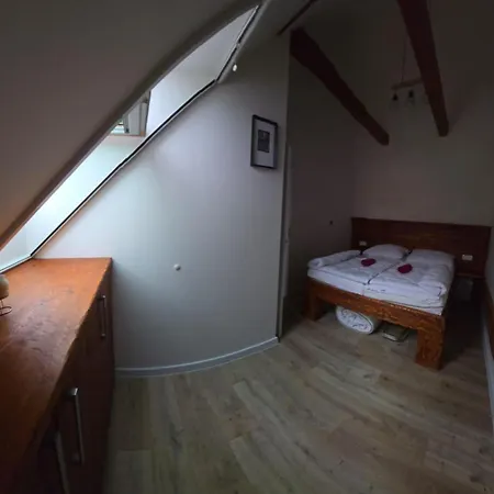 Damireto 公寓 Bešeňová