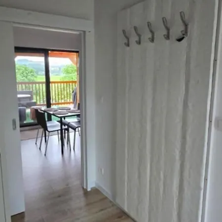 Damireto * Bešeňová